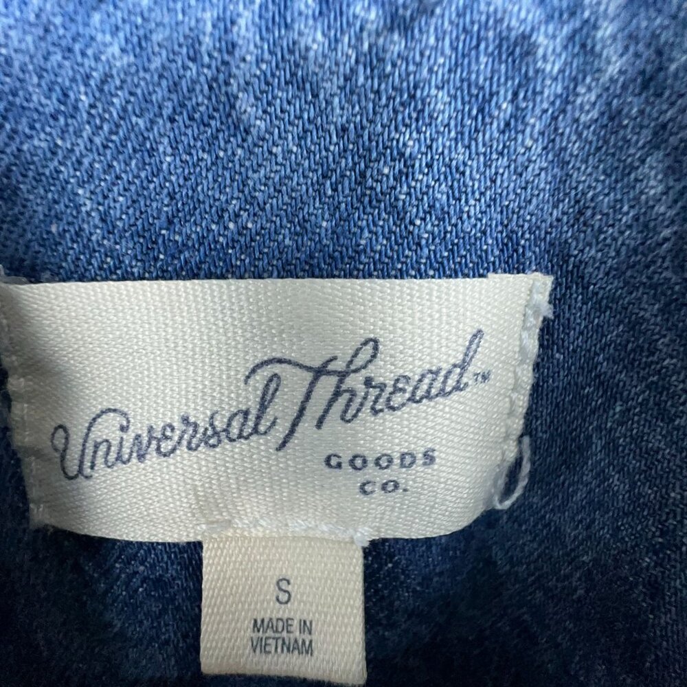 Universal Thread Cropped Denim Jacket Full Zip Up… - image 5